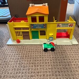 Fisher Price Little People Original Play Set Vintage